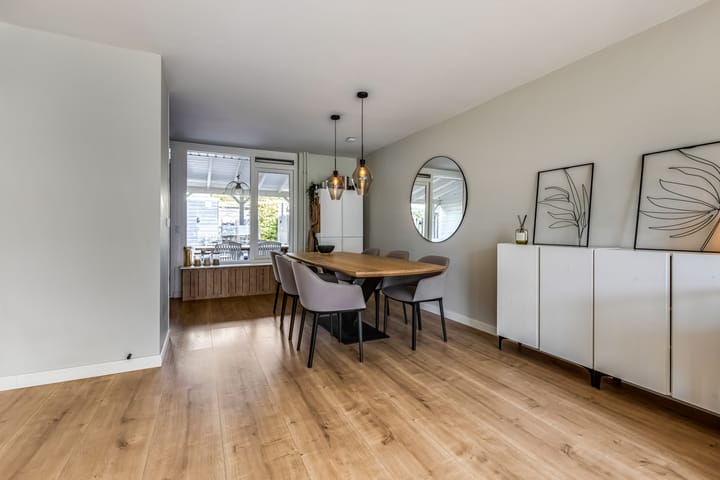 Foto 11 van Meikers 33