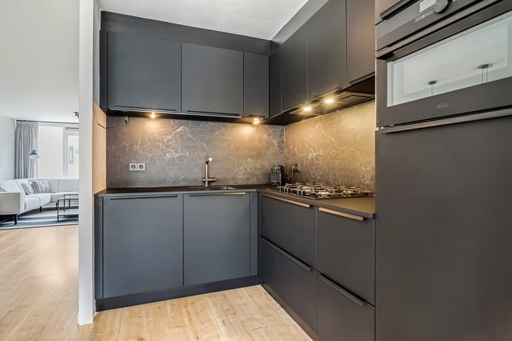 Foto 13 van Meikers 33