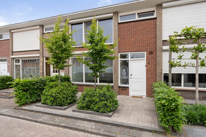 Photo 8 of Iepenstraat 5