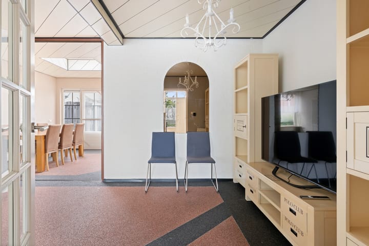 Photo 10 of Iepenstraat 5