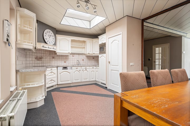 Photo 17 of Iepenstraat 5