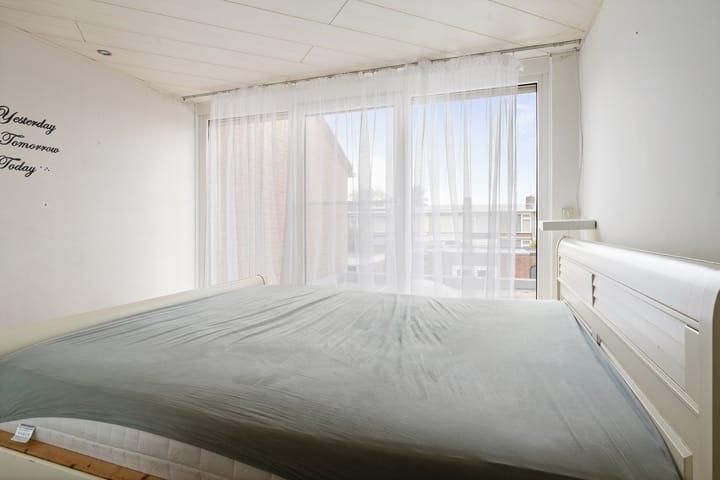 Photo 32 of Iepenstraat 5