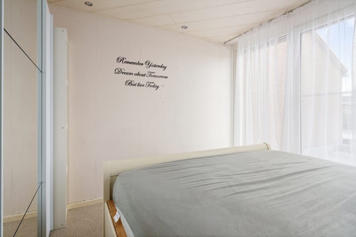 Photo 33 of Iepenstraat 5