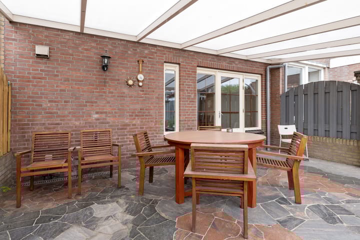 Photo 44 of Iepenstraat 5