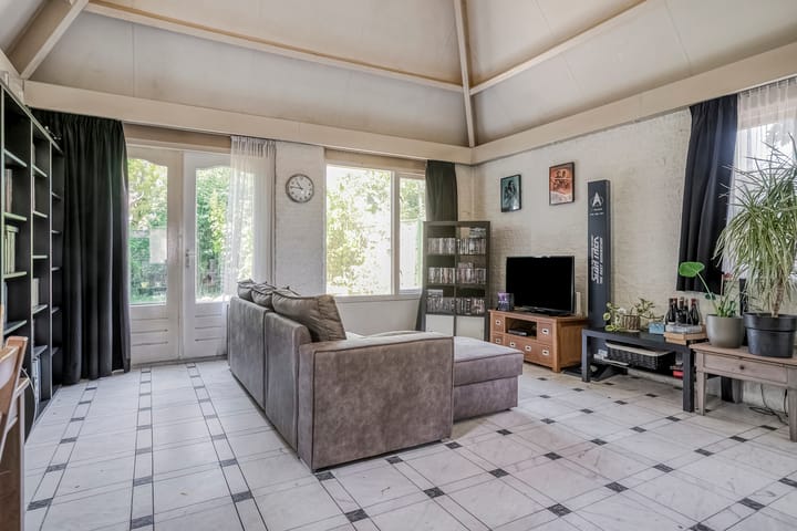 Photo 10 of Molenstraat 2