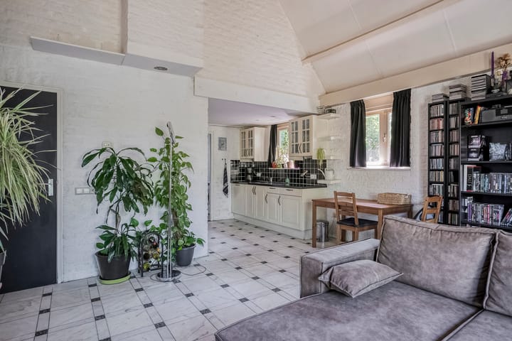 Photo 12 of Molenstraat 2