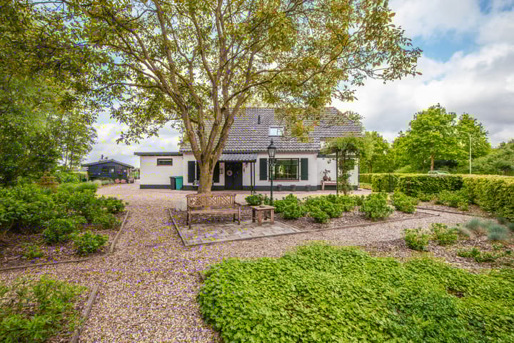 Foto 40 van Hoevestraat 16