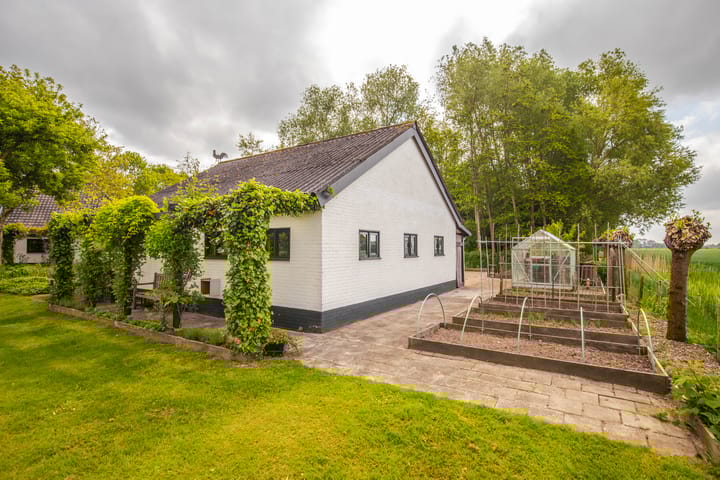 Foto 54 van Hoevestraat 16