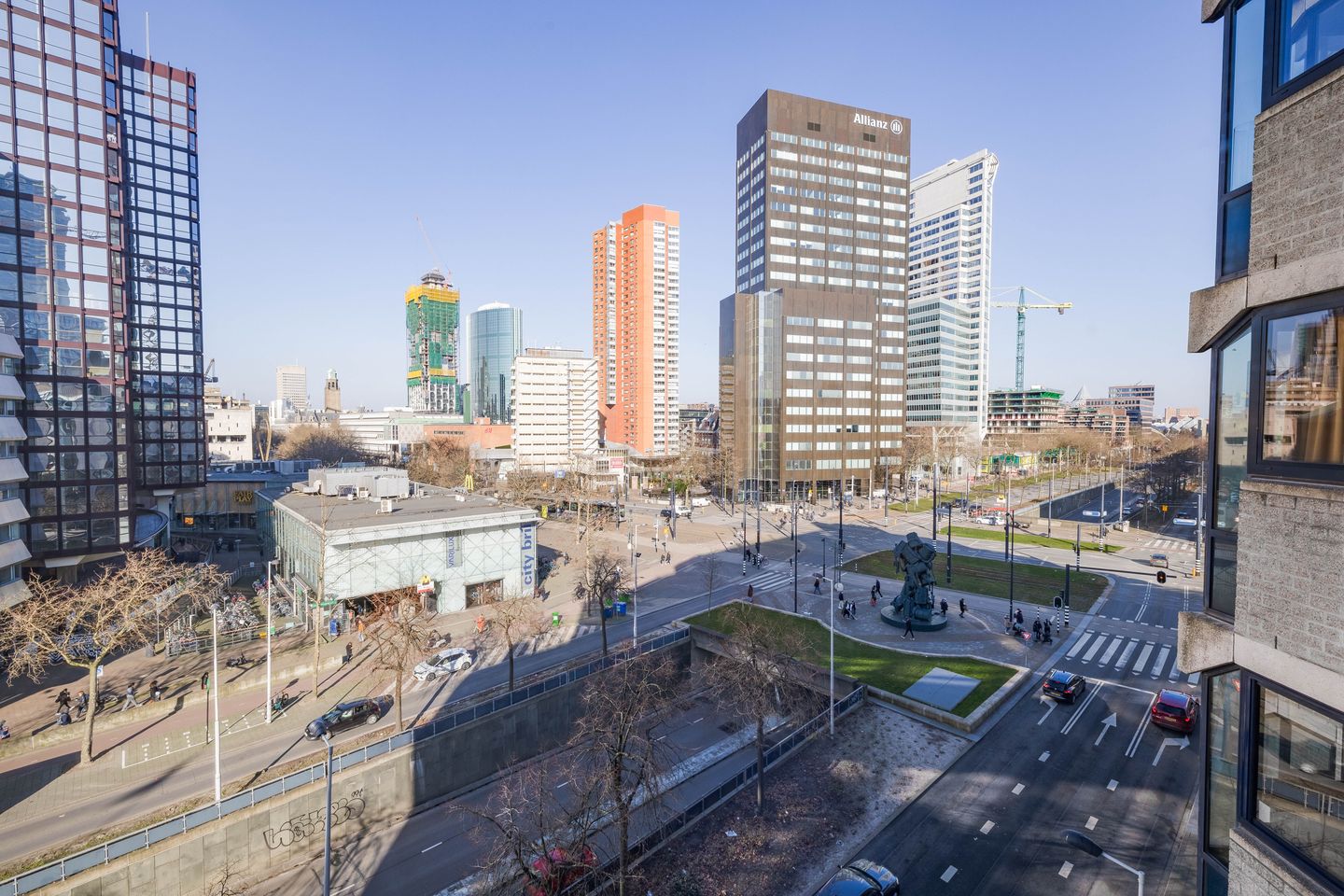 Foto 10 van Churchillplein 108