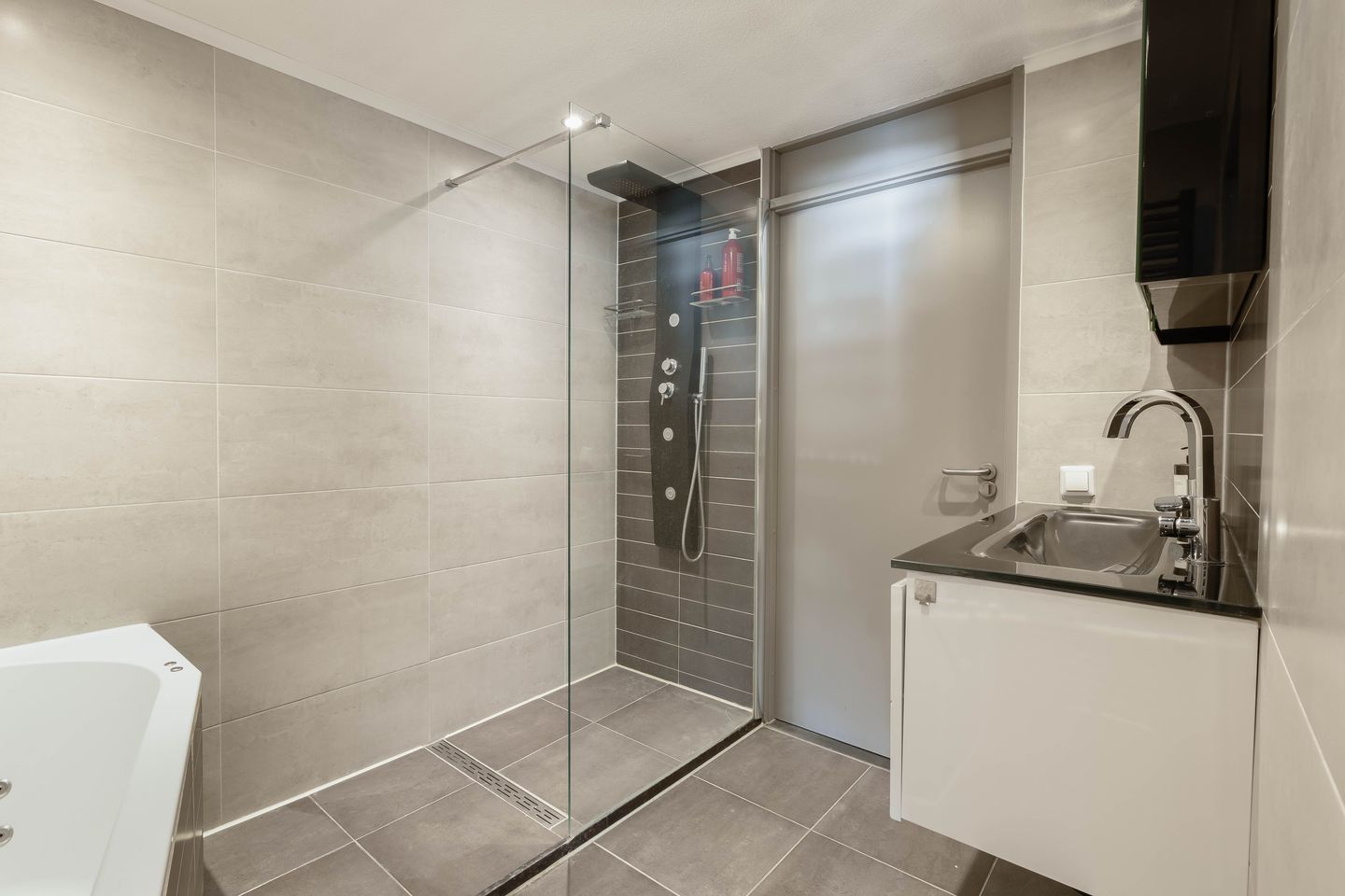 Foto 20 van Churchillplein 108