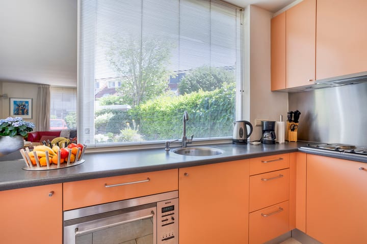 Foto 12 van Zeisstraat 36