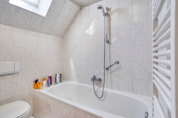 Foto 16 van Zeisstraat 36