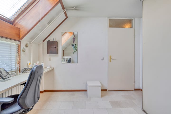 Foto 18 van Zeisstraat 36