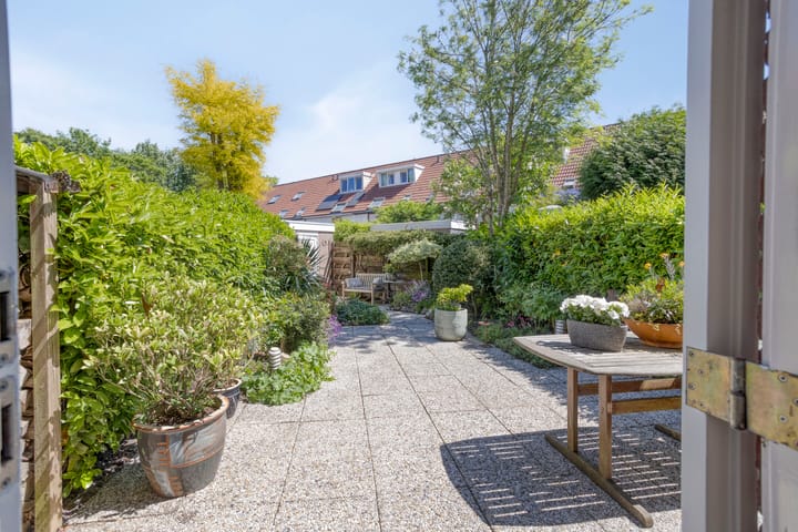 Foto 6 van Zeisstraat 36