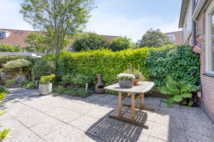 Foto 26 van Zeisstraat 36