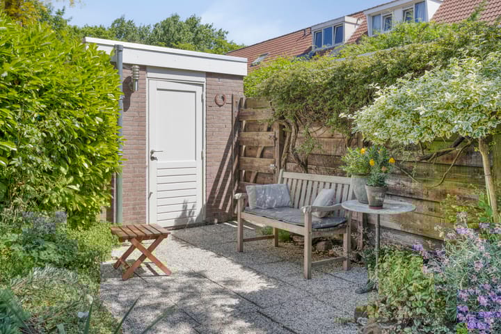 Foto 28 van Zeisstraat 36