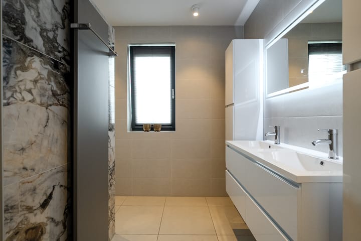 Photo 22 of Prinses Irenestraat 6