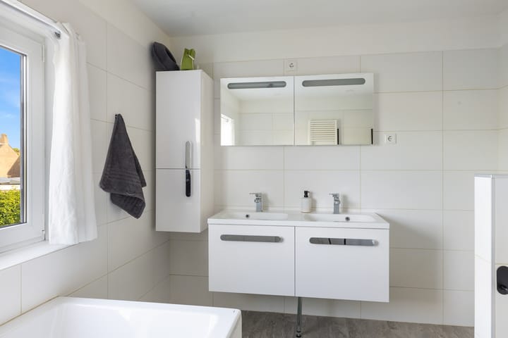 Foto 34 van Molenstraat 242