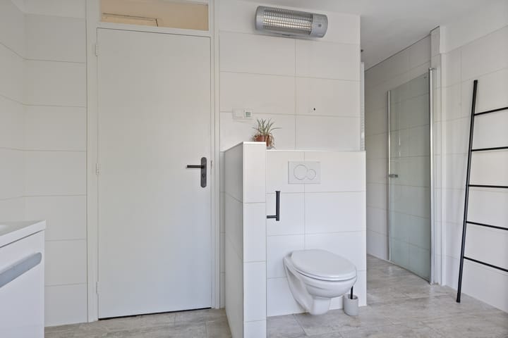 Foto 35 van Molenstraat 242