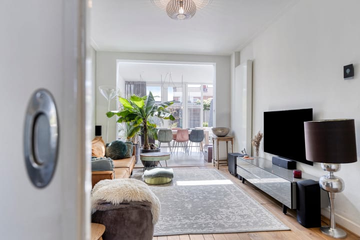 Photo 7 of Heuvelplein 237