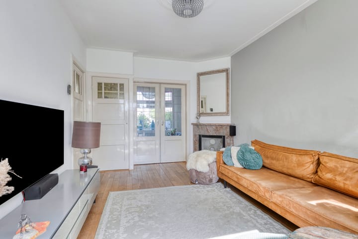 Photo 9 of Heuvelplein 237