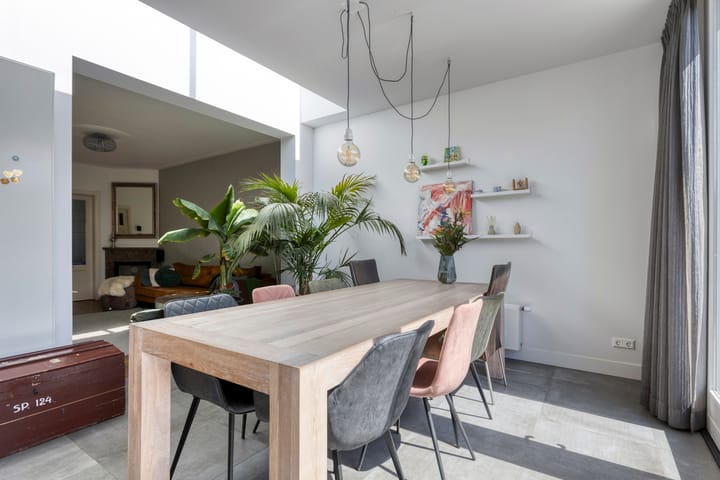 Photo 11 of Heuvelplein 237