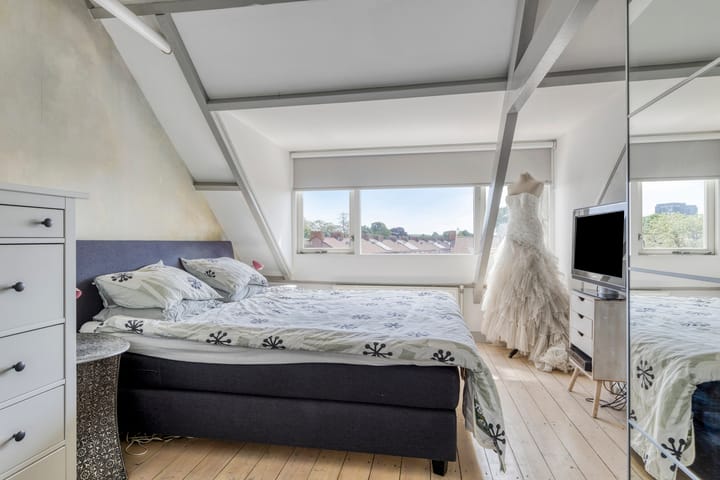 Photo 27 of Heuvelplein 237