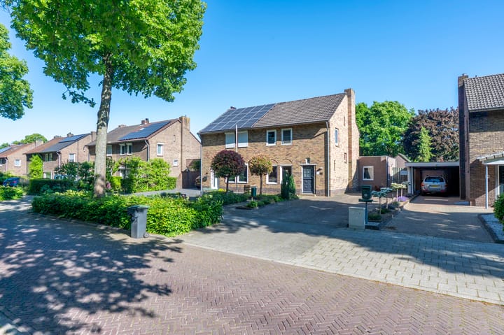 Photo 36 of Dr. Poelslaan 46