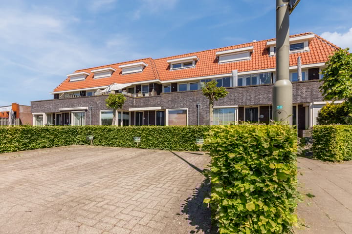 Foto 32 van Julianastraat 34-C