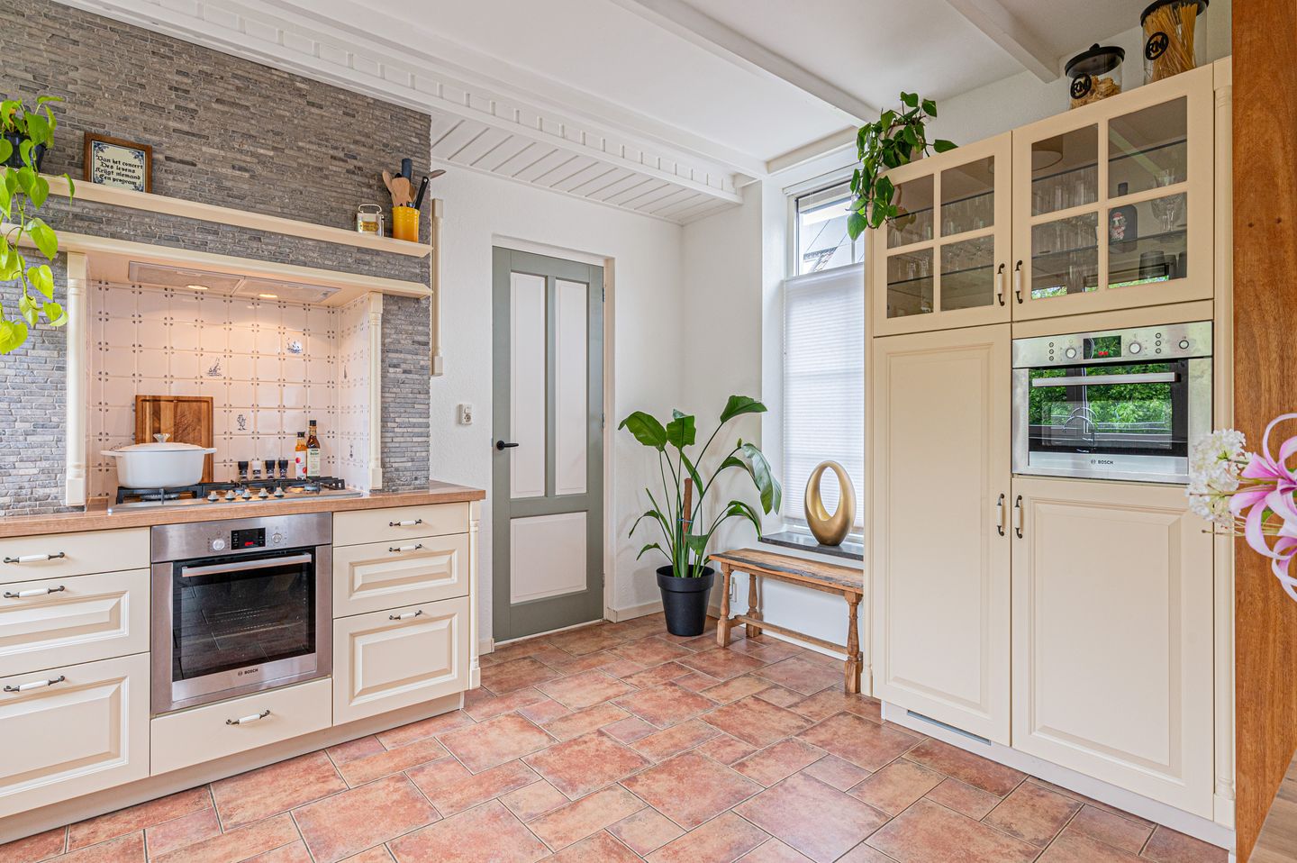 Photo 25 of Garst 115