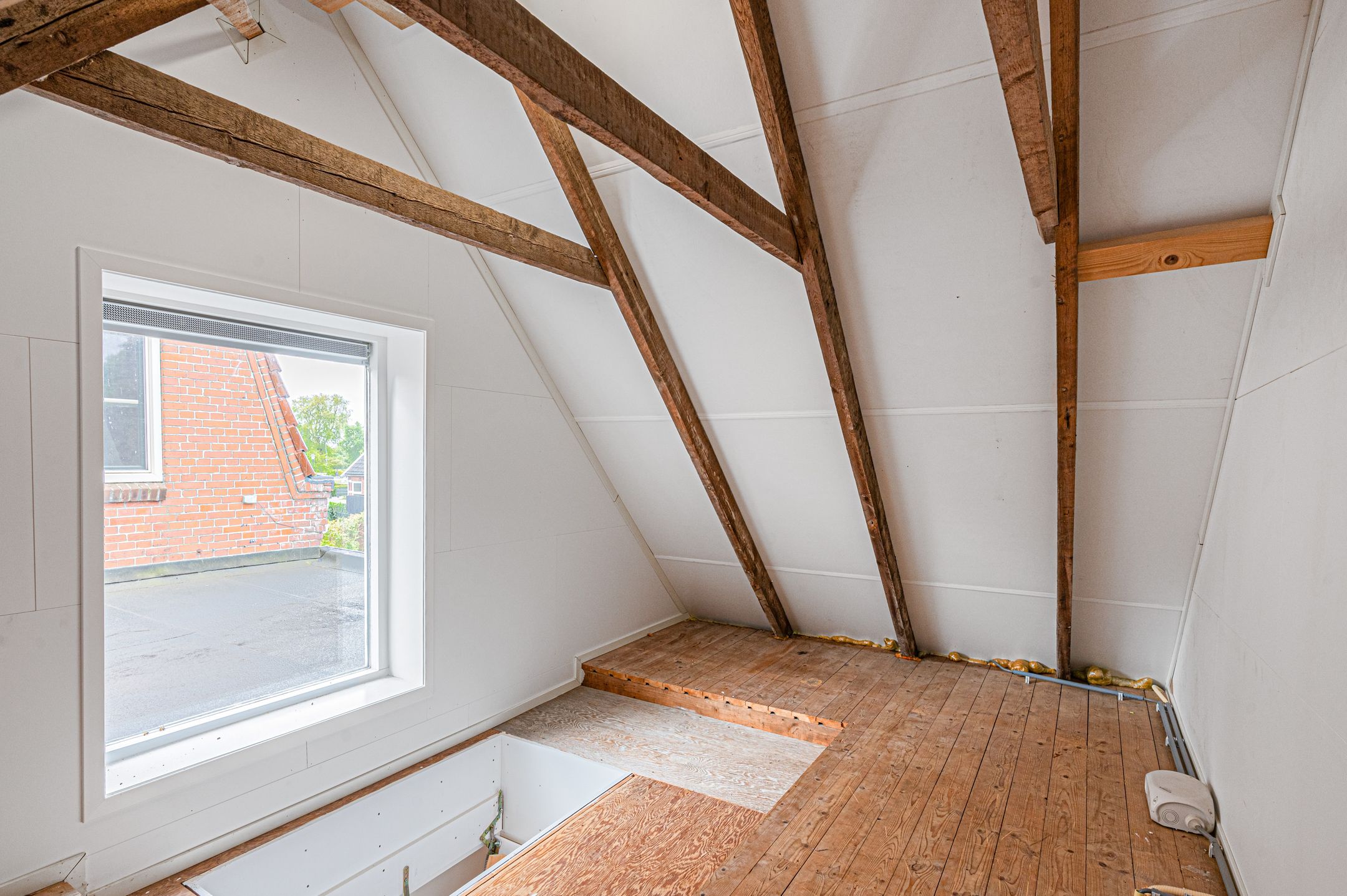 Photo 42 of Garst 115