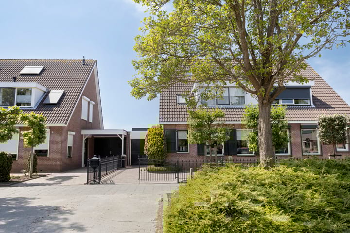 Photo 8 of Wilhelminastraat 67