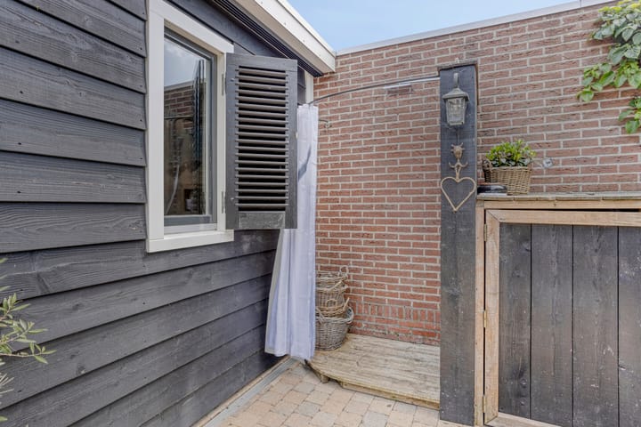 Photo 49 of Wilhelminastraat 67