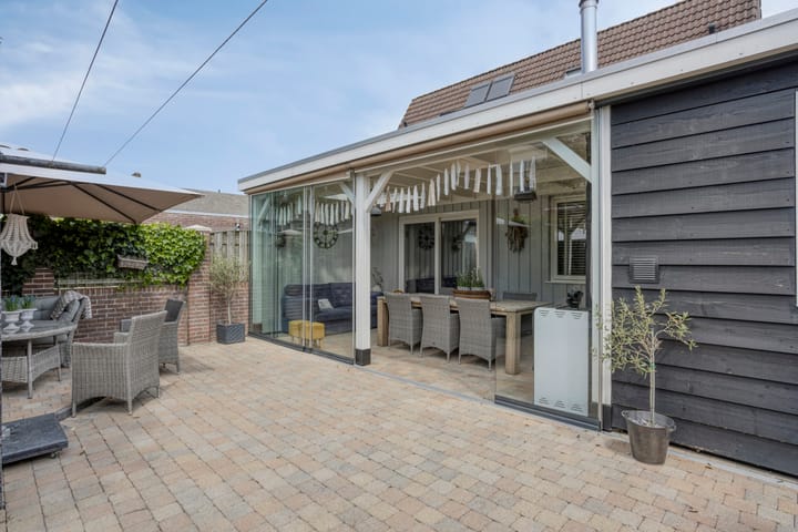 Photo 50 of Wilhelminastraat 67