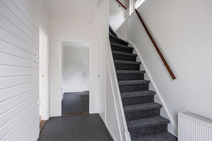 Foto 13 van Julianalaan 4