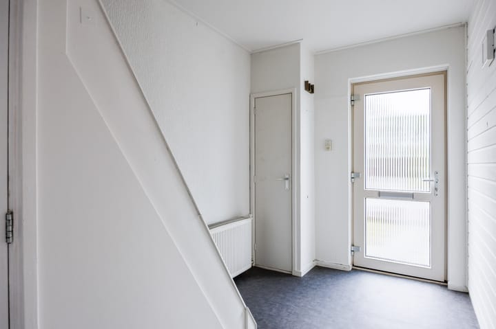 Foto 14 van Julianalaan 4