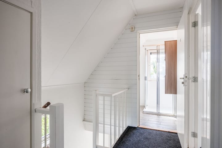 Foto 36 van Julianalaan 4