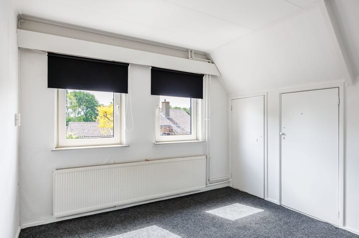 Foto 41 van Julianalaan 4