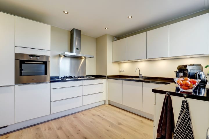 Photo 10 of Arent van 's-Gravesandestraat 31