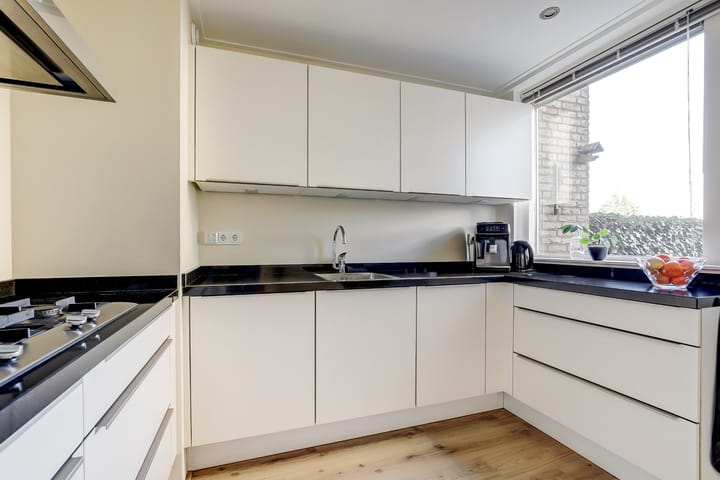 Photo 13 of Arent van 's-Gravesandestraat 31