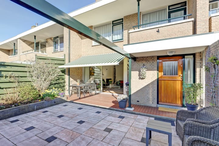 Photo 38 of Arent van 's-Gravesandestraat 31