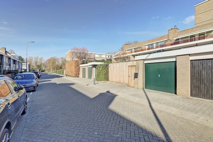 Photo 48 of Arent van 's-Gravesandestraat 31