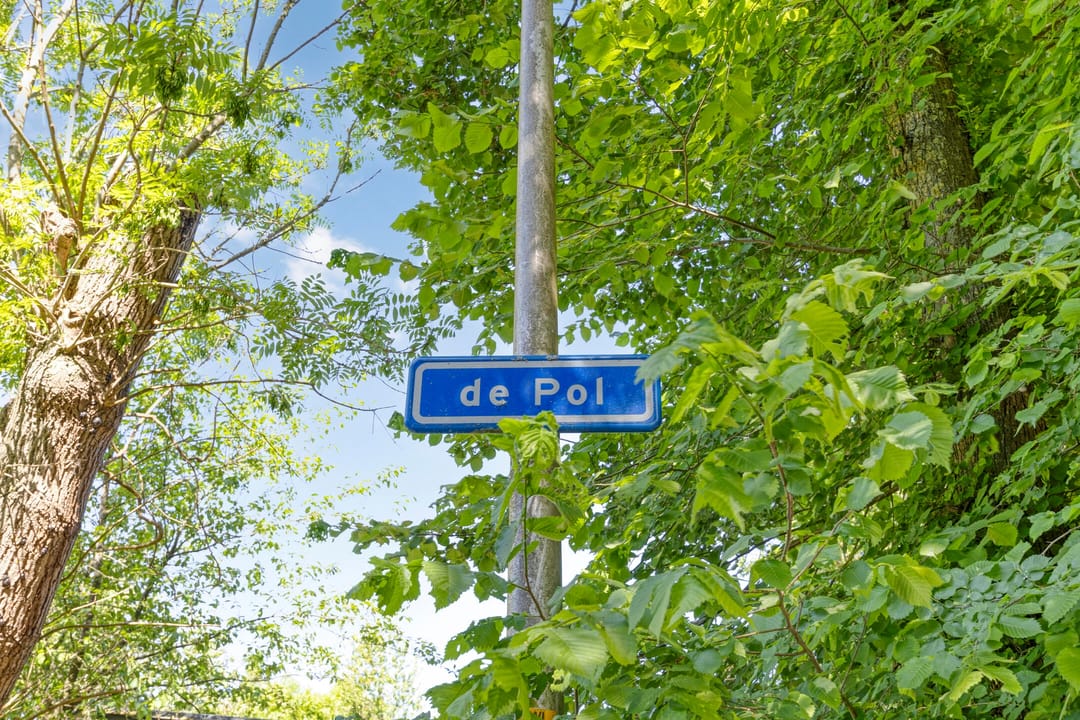 Photo 38 of De Pol 27