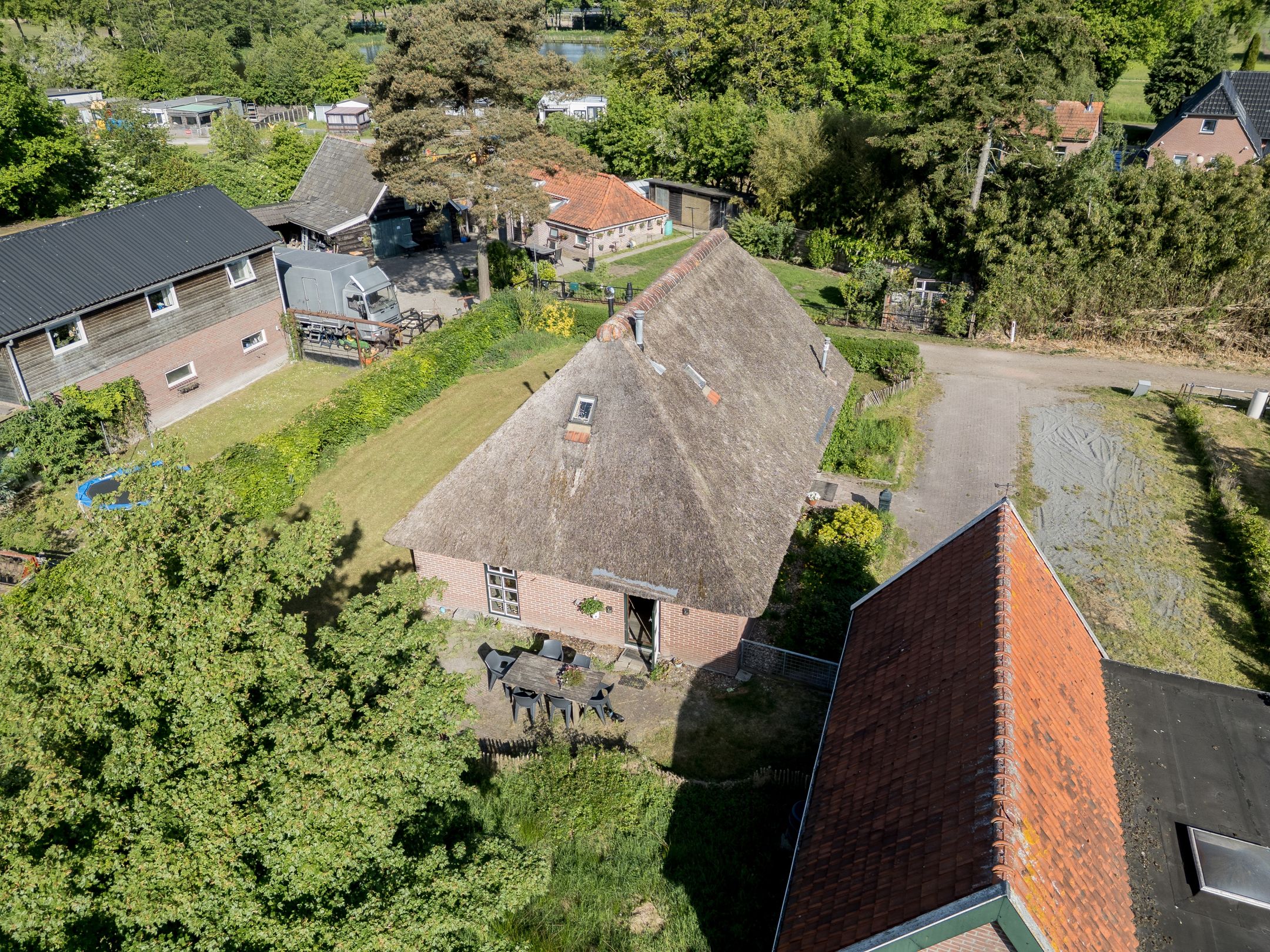 Photo 42 of De Pol 27