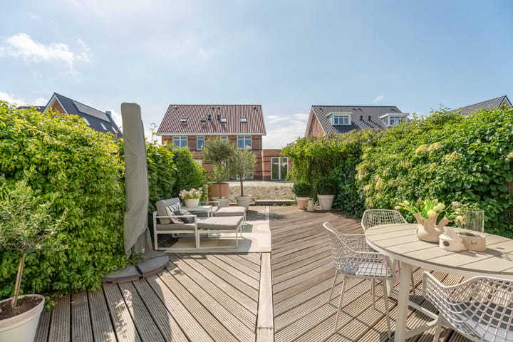 Foto 23 van Esdoornlaan 45