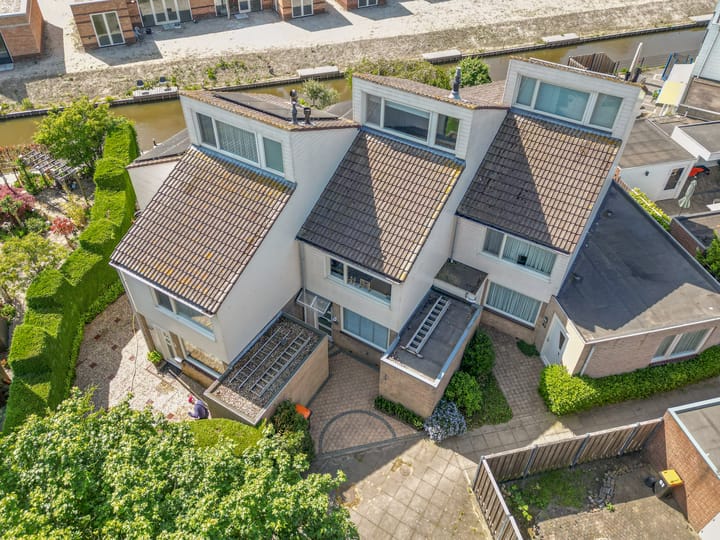 Foto 28 van Esdoornlaan 45