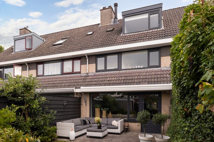 Foto 12 van Vrouwenmantel 6