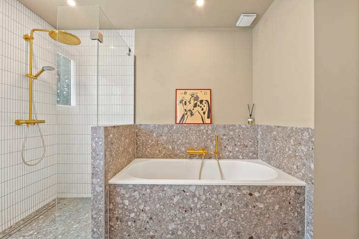 Foto 23 van Nicolaas Tulpstraat 80