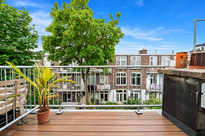 Foto 25 van Nicolaas Tulpstraat 80