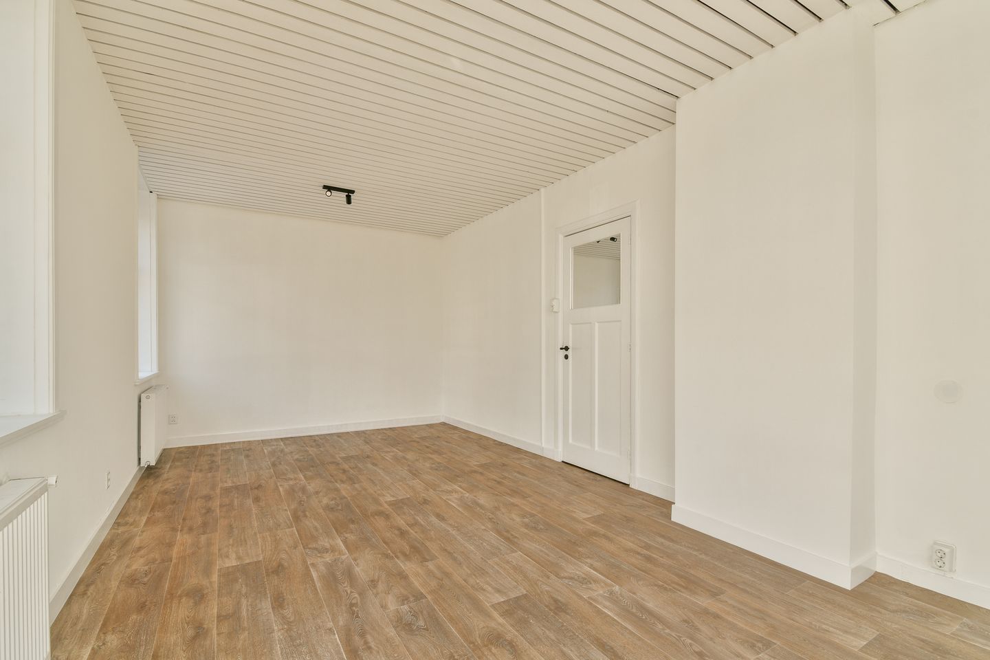 Foto 10 van Vroesenlaan 33-B